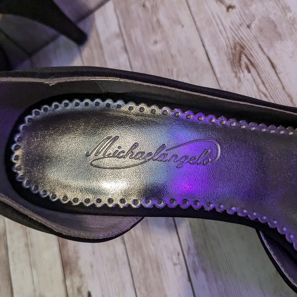 Michaelangelo Heels - Picture 4 of 5